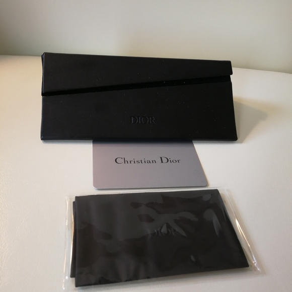 ? Brand New Dior Umbrage Sunglasses - RED main image 8